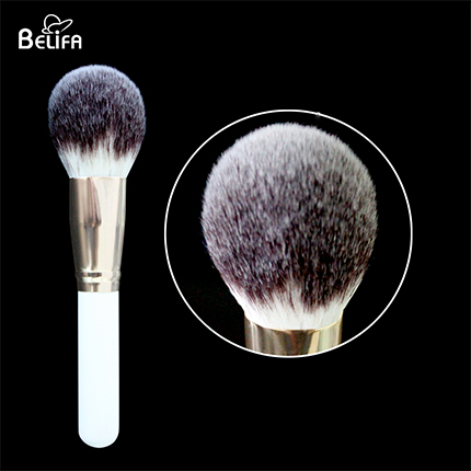 Large synthetic powder makeup kabuki brush